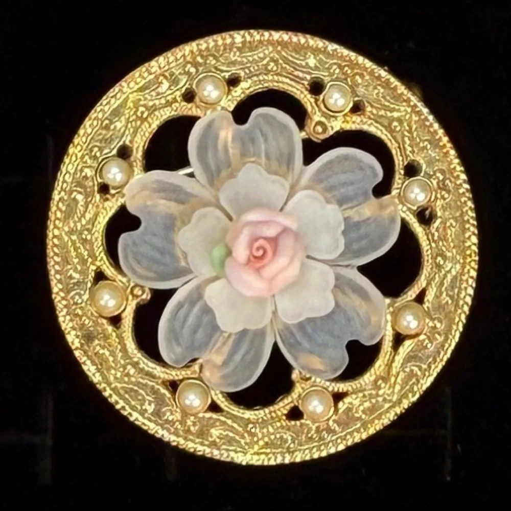 Vintage Floral Gold Tone Filigree Brooch Pink Rose Faux Pearls
